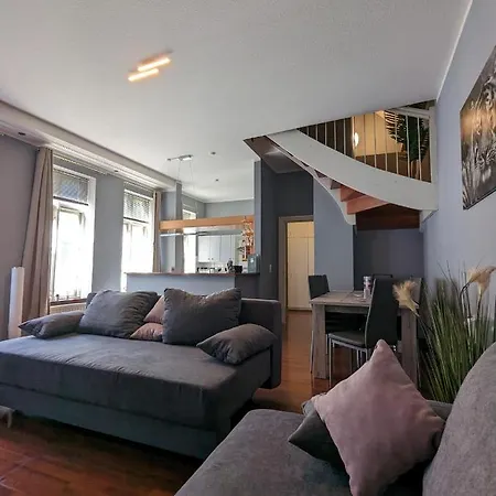 Apartment Zentrum 10 Hh 1og Gr *